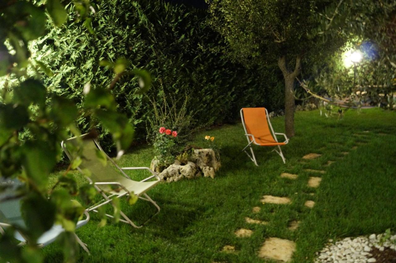 Bed and Breakfast La Casa Del Nonno Альберобелло Экстерьер фото