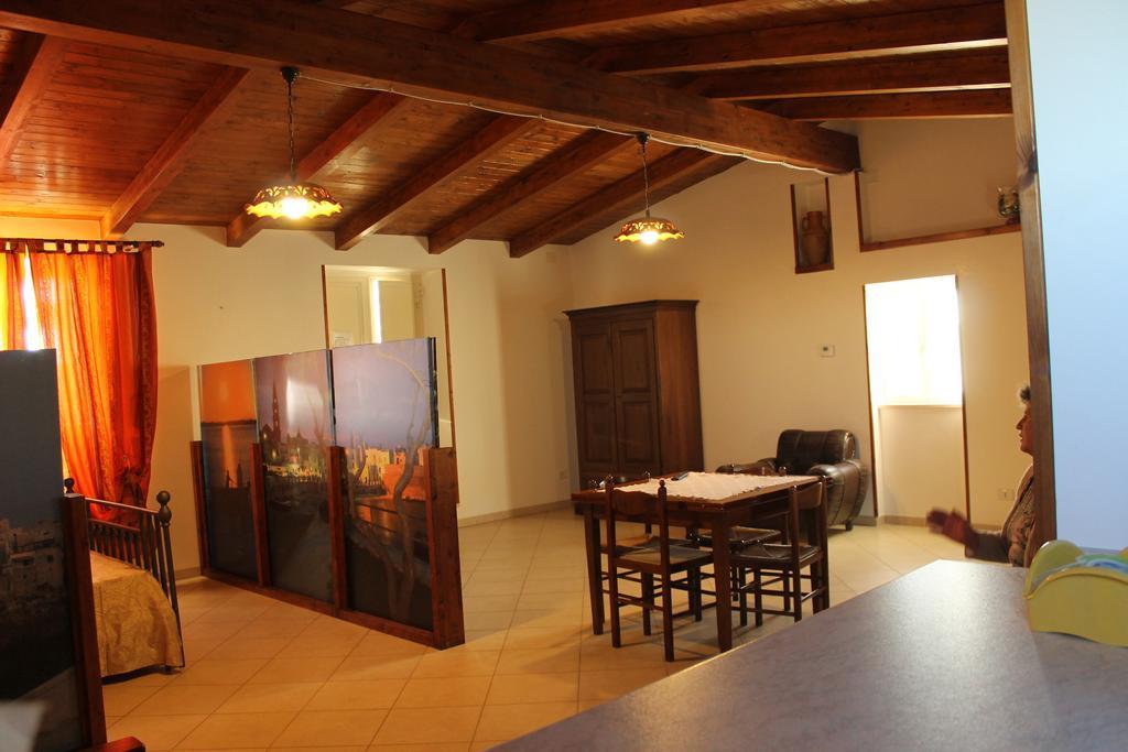 Bed and Breakfast La Casa Del Nonno Альберобелло Номер фото