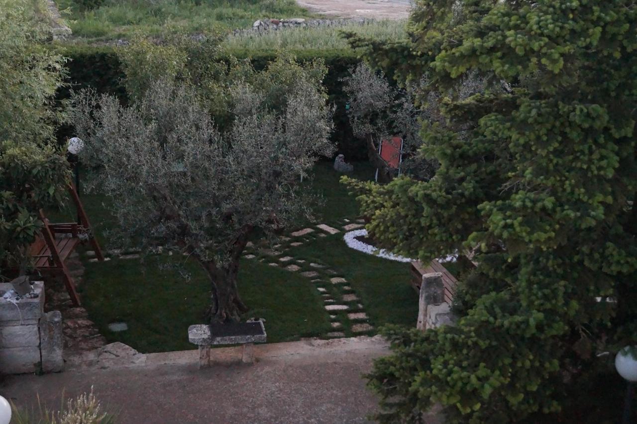 Bed and Breakfast La Casa Del Nonno Альберобелло Экстерьер фото